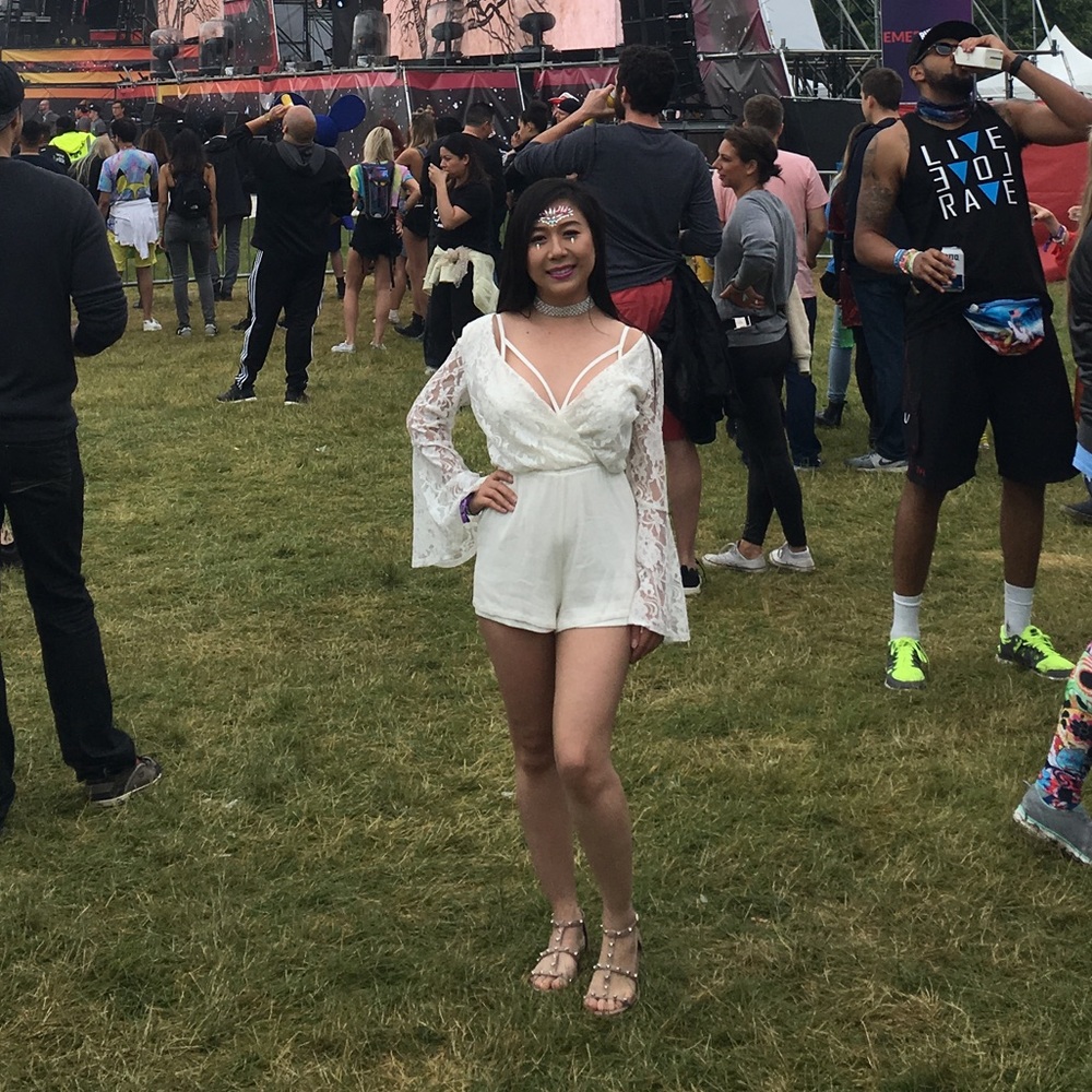 Lace rompers